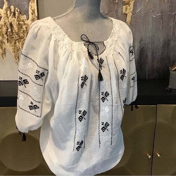 Bohemian Embroidered White Top - Picture 8 of 8